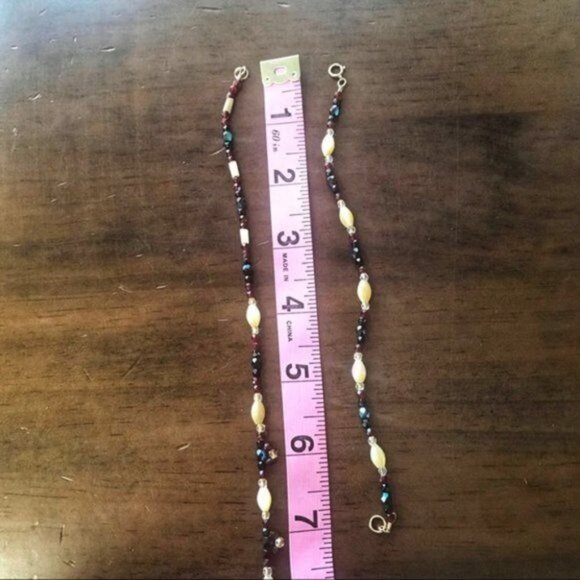 Handmade Women's Beaded‎ Burgundy Red and White Necklace and Bracelet Set - Picture 3 of 4